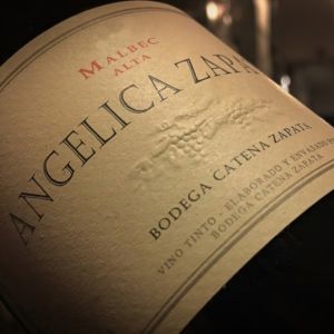 VINO ANGELICA ZAPATA MALBEC 750 ML - Vista 2