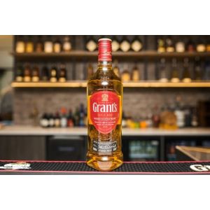 WHISKY GRANTS TRIPLE WOOD CON ESTUCHE 750 CC - Vista 1