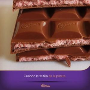 CHOCOLATE CADBURY YOGURT FRUTILLA 82 GR - Vista 2