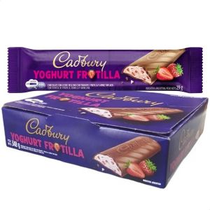 CHOCOLATE CADBURY YOGURT FRUTILLA  29 GR