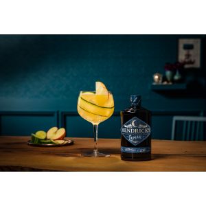 GIN HENDRICKS LUNAR 750 ML - Vista 2